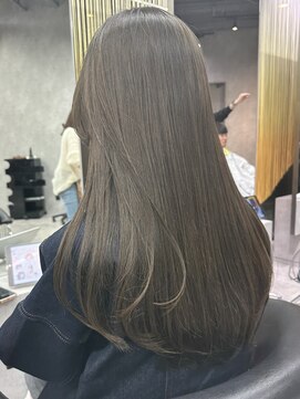 シティ(CITY) オリーブグレージュカラー×レイヤーカット 【CHICA】