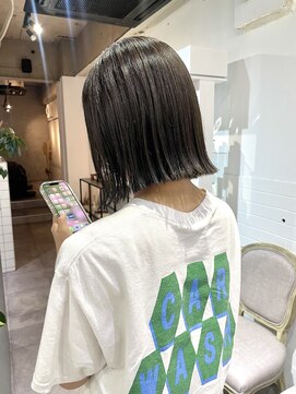 ウック(wooc) 暗髪オリーブカラー