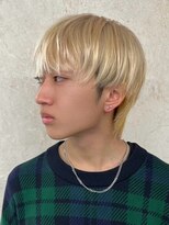 ノーエン(noen)&nbsp;メンズカット/ブリーチカラー/ブロンド/マッシュショート/眉毛