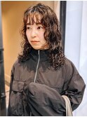 前髪パーマ ミディアムパーマ スパイラルパーマ 顔周りカット