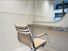 キュア 池袋(CURE)の雰囲気（一人のスタイリストが仕上げまで担当します♪【池袋/透明感】）