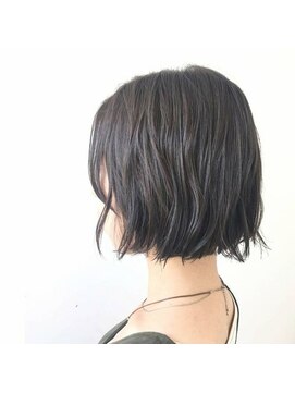 コワファースト させぼ五番街店(COIFF1RST) ミニボブ×暗髪グレー