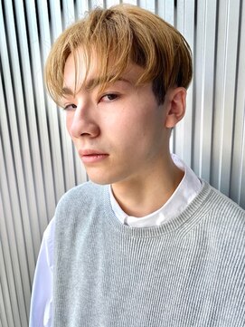 ヘア アンド メイク アートレス(Hair and Make Art less) ハイトーンショート