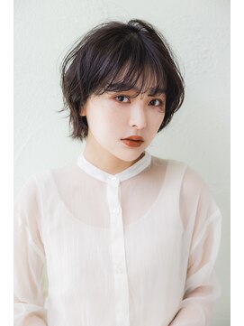 ミットバイツリー 新宿南口(mit by tree) 短め × パーマ大人ショート