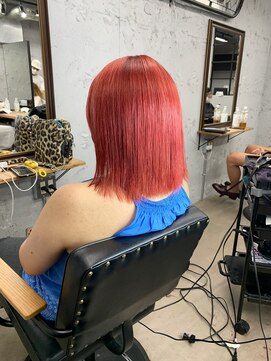 ワン(ONE) レッド