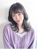 王道流し前髪/王道ミディアム/小顔になる顔周り/無彩色カラー