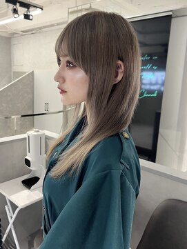 ファイブバイジエクト 堀江(FIVE by The Ect) 透明感グレージュカラー×シースルーバング×ハイトーンカラー☆