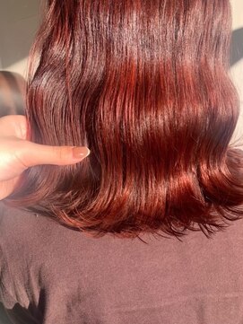 テイラー(Taylor) 【Taylor】大宮　アプリコットレッド×外ハネウェーブ