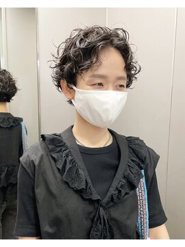 ナループロアボタン(Nalu pu loa BOTAN) ショートパーマ パーマ 大きめカールパーマ