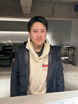 リール(rire) rireニュアンスパーマカルマパーマベリーショートダークアッシュ