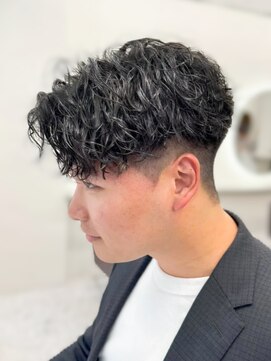 ミズチャーム(Ms.CHARM) スパイラルショート/10代/20代/30代/外苑前