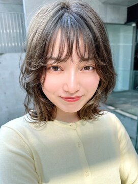 リークフー(Ree cu fuu) レイヤーミディレイヤーボブ透明感カラー冬カラーくびれボブ