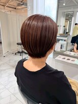 ヴァンカウンシル 一宮店(VAN COUNCIL)&nbsp;大人女性の艶髪ショートヘア レッドブラウン/髪質再整