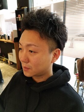 ライール ザ バーバー(Lair the barber) フェードパーマスタイル