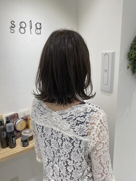 ソラ(sola) 外ハネくびれボブ