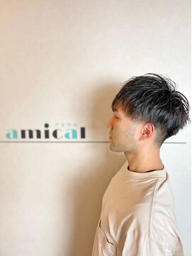 ヘアステージアミカル 刈り上げショート