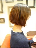 大人の切りっぱなし ミニボブ
