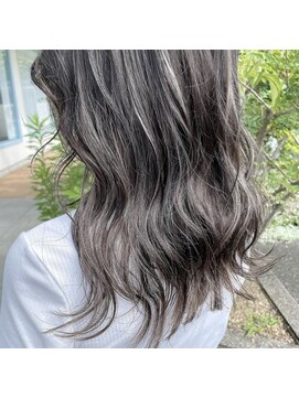 テクライズ 豊橋店(TECHRISE) ☆コントラストハイライト、ホワイトグレー☆10代20代30代