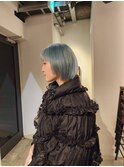 スカイブルーボブヘアー