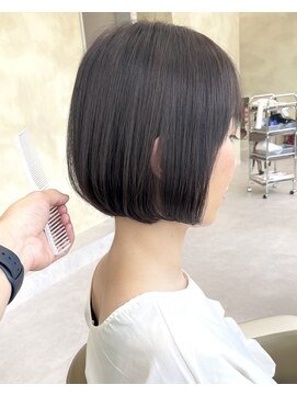 エニウム(ENIUM) あごライン大人ミニボブ
