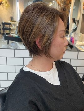 ティダスマイル(tida smile) くびレイヤーショート＊20代30代40代50代
