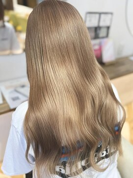 ラビスモア(Lovis moa) 上尾/ダブルカラー/ブリーチ無し/白髪ぼかし/韓国