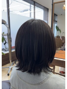 トップスタイル リッチ 動きと軽さを出すレイヤーボブ