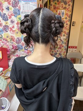 ヘアセットアップス(UP's) 人気ヘアアレンジ『クラゲヘア♪』後れ毛が可愛い♪