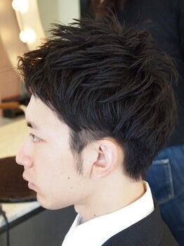 ヘア トリム(hair TRIM)の写真/ON/OFFどちらもキマる◎お洒落さと清潔感を兼ね備えた好感度の高い大人メンズStyleは<TRIM>にお任せ！