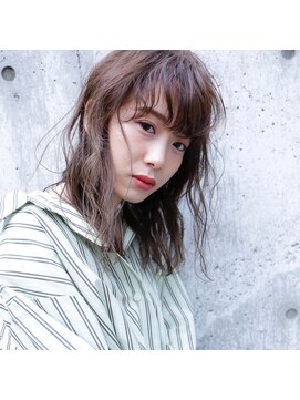 デイジードゥ(Daisy duex) くびれセミディ