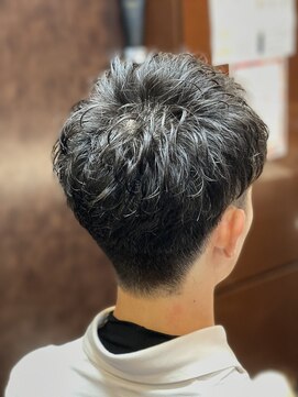ヒロギンザ 田町店(HIRO GINZA) アップバングショート【ツーブロック刈り上げ黒髪短髪】