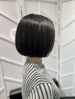 ツムグ 代官山店(TUMUGU) 30代40代50代ダークアッシュ白髪ぼかしナチュラルショートボブ