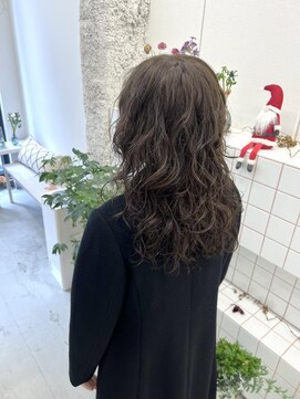 リル(re'll) 《花屋併設》パーマ［酸性ストレート/ヘアセット］