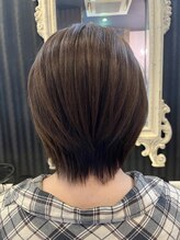 リヴァイブ(Revive) 【Revive】お手入れいらずの簡単ショート