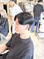 ザ オーダー(THE ORDER)&nbsp;韓国センターパートヘアカルマヘアメンズセンターパートモテ髪