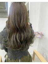 ツバメ ヘアー(TSUBAME HAIR)&nbsp;ケアカラーで明るめのオリーブベージュに