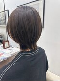 ウルフ風ショートボブスタイル
