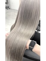 レム 長野青木島店(REM) ホワイトシルバー/シルバーベージュ/髪質改善カラー