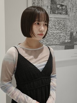 ノーヴァン デフォーム(NOVAN DEFORM) コンパクトな前髪ありミニボブ