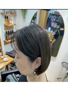 ランタンバイソロン(Rantan by Solon) ブリーチ/アディクシー/ダブルカラー/白髪ぼかし/千葉/船橋