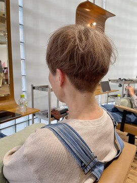 ブリーチ一回のミルクティーグレージュ