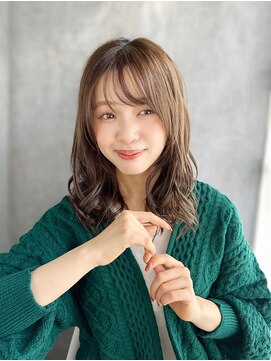 ラピス 新宿店(Lapis) 《30代～大人透明感》白髪ぼかしハイライト＋艶カラー[新宿]