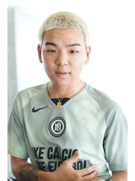 にもう ハイトーンボウズ/金髪ボウズ/ブリーチ/ブロンド