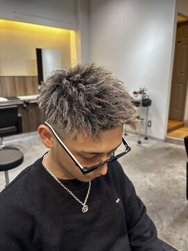 エイト 博多店(EIGHT hakata) ツイストジェットホワイトメッシュ