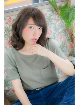 ハイル(Heil) 【Heil】     fuwafuwa    ミディアムパーマ