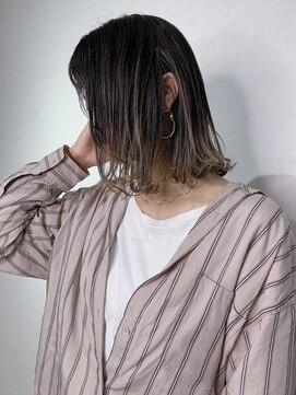 アンダーバーホワイト 堺東店(_WHITE) バレイヤージュ/カラー/ハイライト/グラデーション