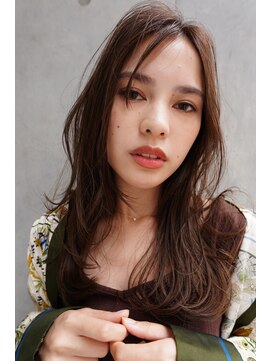 サングース(Sungoose) Sungoose カーキグレージュ大人かわいいフェザーバング