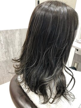 アトリエ(Atelier) ブルーハイライトでつくる艶プルージュ