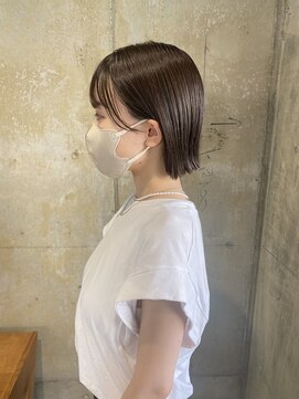 リブロ(liblo) 【ぱつっとボブ×透明感グレージュカラー】