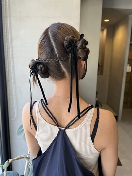 ヌープヘアーアイス(NUUP.hair ici) 20代30代大人可愛い♪お呼ばれツインタイトお団子アレンジ